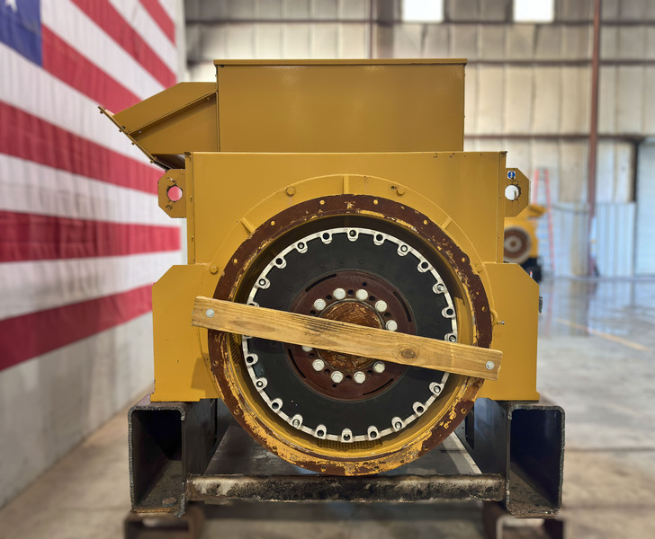  2000 kW - 13.8kV  Alternators/Gen ends