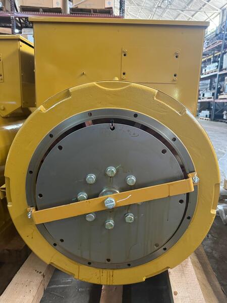  456 kW 456 kW - 480V New Surplus Alternators/Gen ends