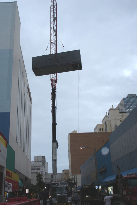 Going-Up-to-the-Top-With-Industrial-Gensets