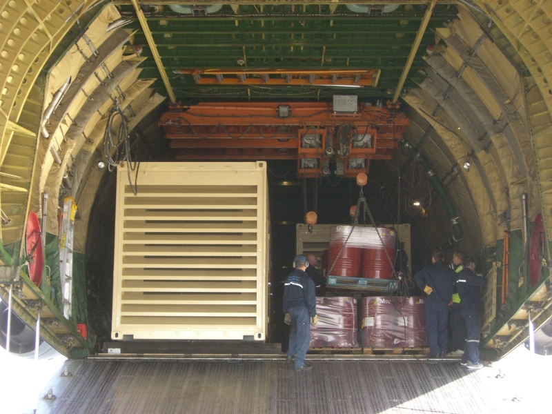 The-plane-is-full